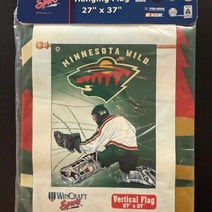Minnesota Wild Vertical Flag – 27” x 37” (WinCraft Sports) – New in Package